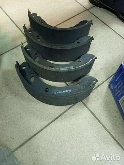 Тормозные колодки задние Газель