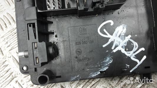 Блок предохранителей chevrolet cruze J300 (GAD04M1