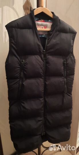 Жилетка женская утепленная длинная