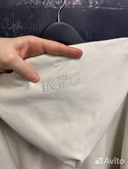 Худи Vetements Limited Edition Lux