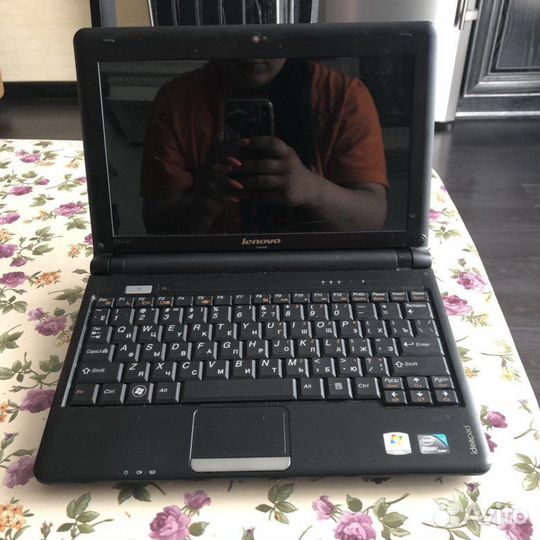 Продам нетбук Lenovo