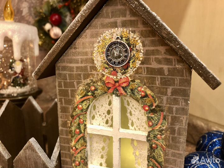 Новогодний Чайный домик с заборчиком для угощения
