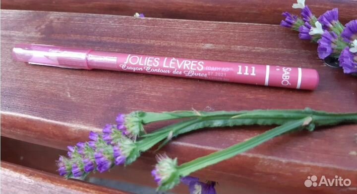 Карандаш для губ Вивьен сабо 111 тон