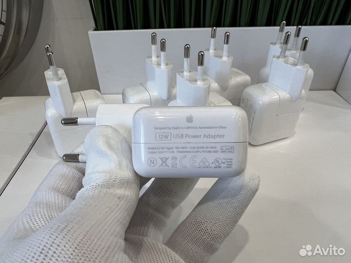Оригинальный адаптер Apple 12W USB iPhone/iPad