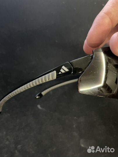 Спортианые очки adidas