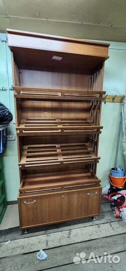 Стеллаж деревянный