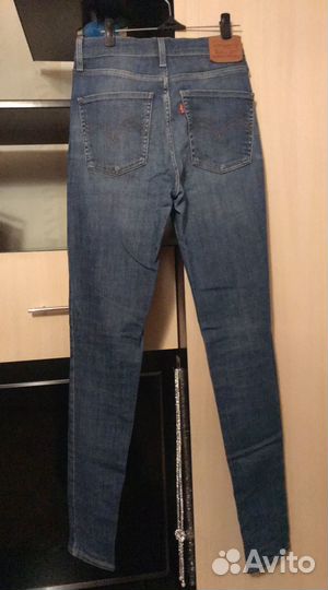 Джинсы женские levis 27