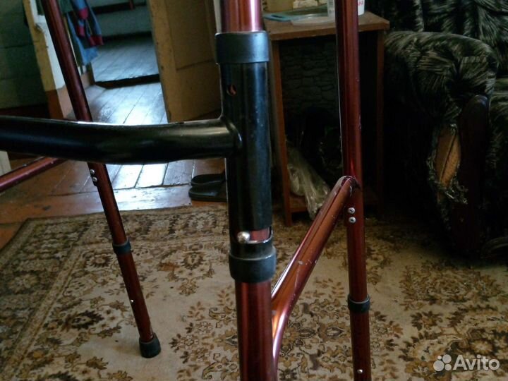 Ходунки шагающие