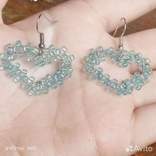 Серьги из бисера в виде сердца