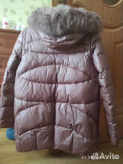 Пуховик женский демисезонный
