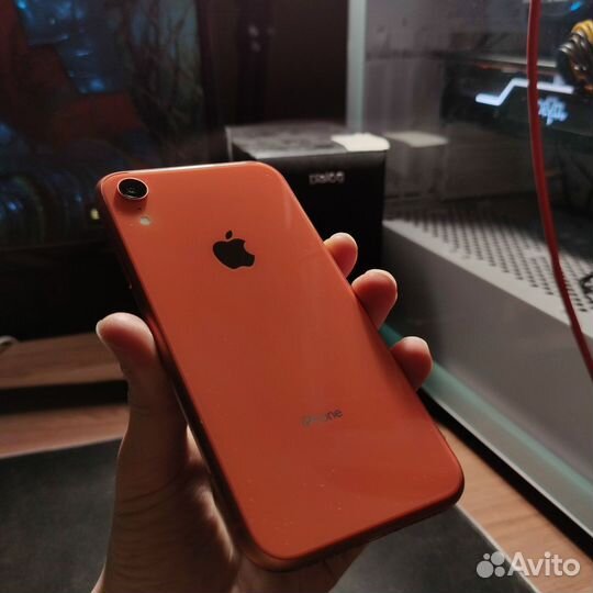 iPhone Xr, 64 ГБ