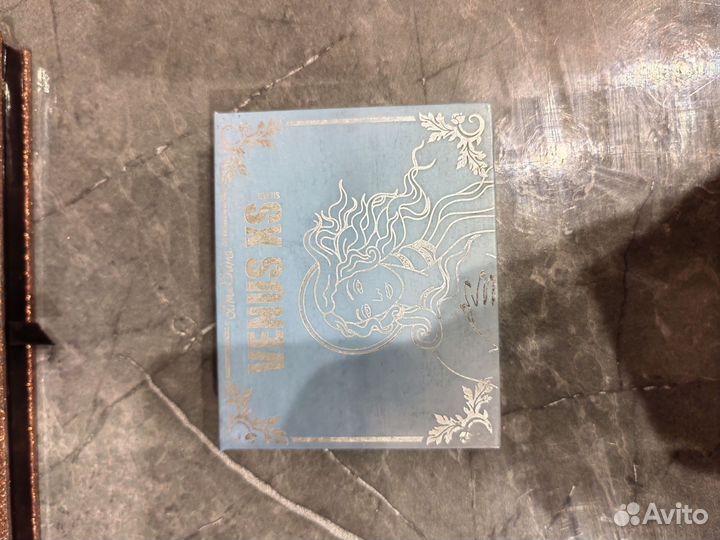 Lime crime silver venus