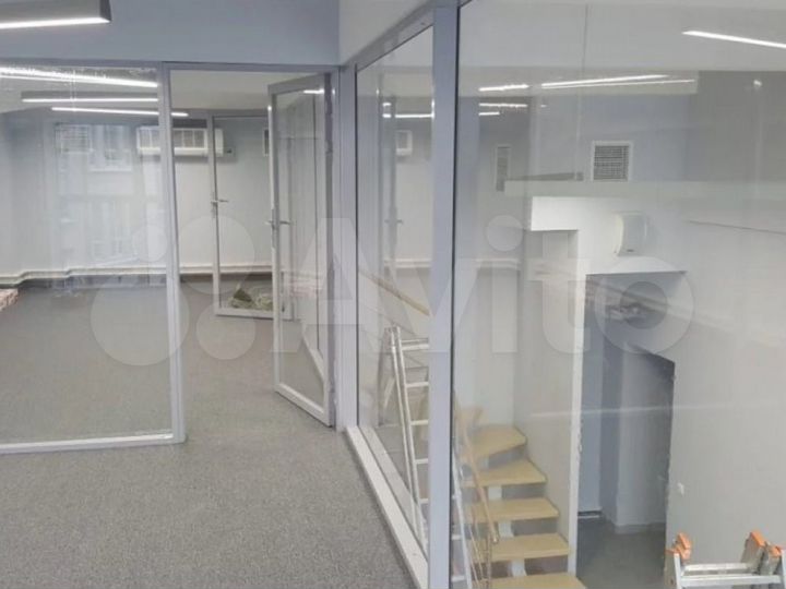 Сдам офисное помещение, 118.6 м²