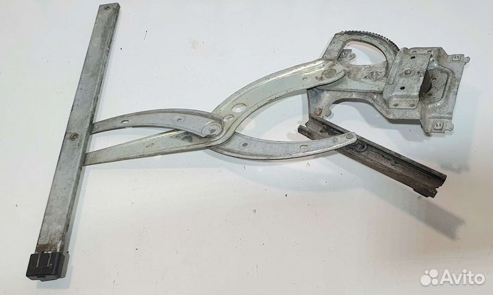 Стеклоподъемник передний правый VW Passat B3, B4