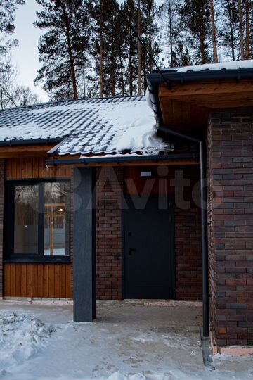 Коттедж 175 м² на участке 10 сот.