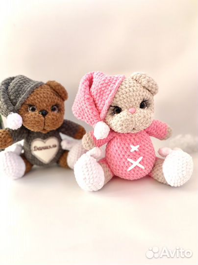Вязаный мишка игрушка ручной работы