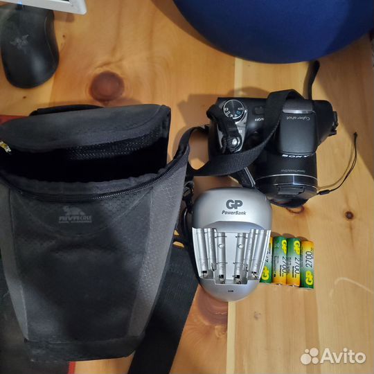 Фотоаппарат Sony Cyber-shot DSC-H300