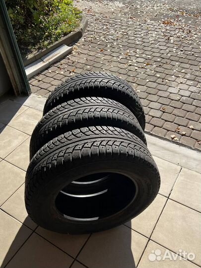 Gislaved Nord Frost 5 215/65 R16 102