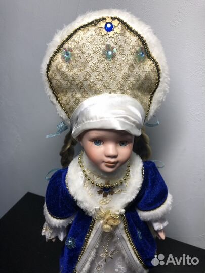 Кукла фарфоровая Снегурочка