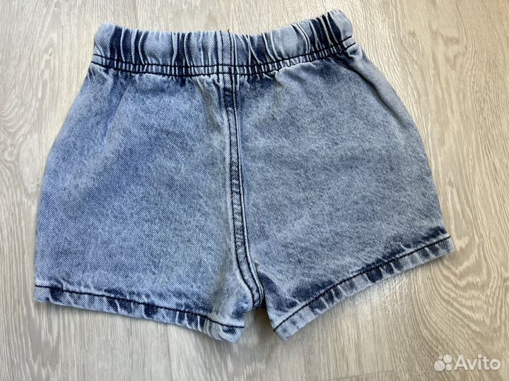 Джинсовые шорты и футболка (костюм детский) 92