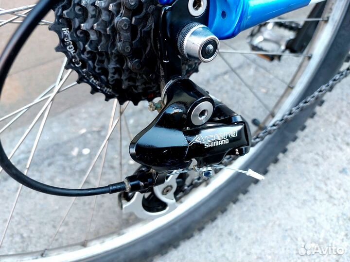 GT Avalanche 3.0 (Shimano Acera/XCM)