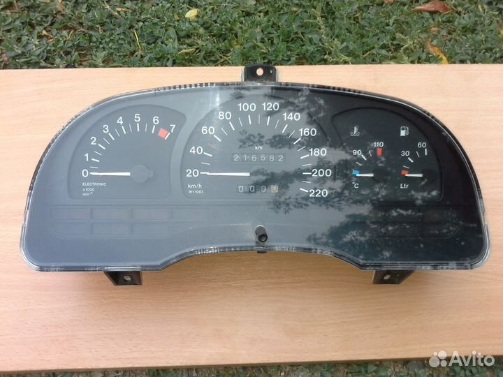 Щиток приборов на Опель