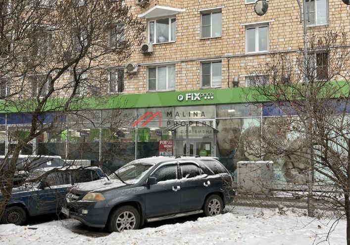 Продам торговое помещение, 272 м²