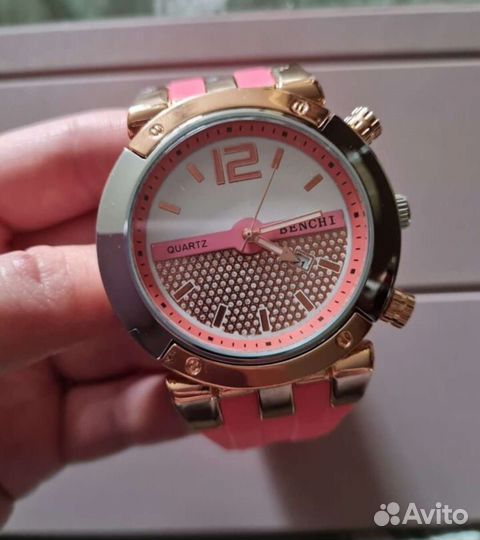 Часы наручные Swatch