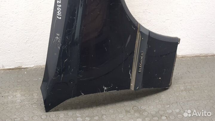 Крыло правое переднее Mercedes C W202