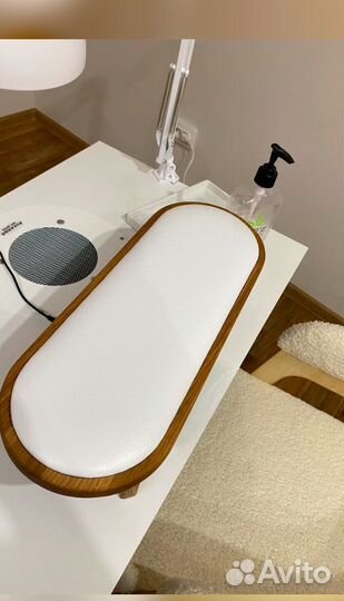 Подставка под руку для маникюра