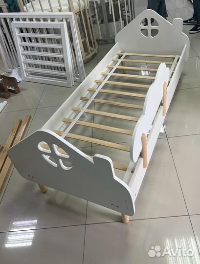 Детская кровать новая