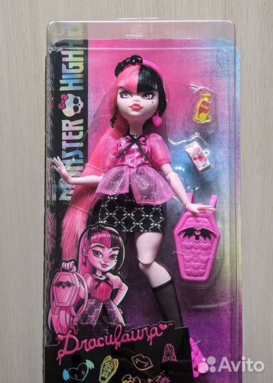 Monster High Дракулаура Day Out