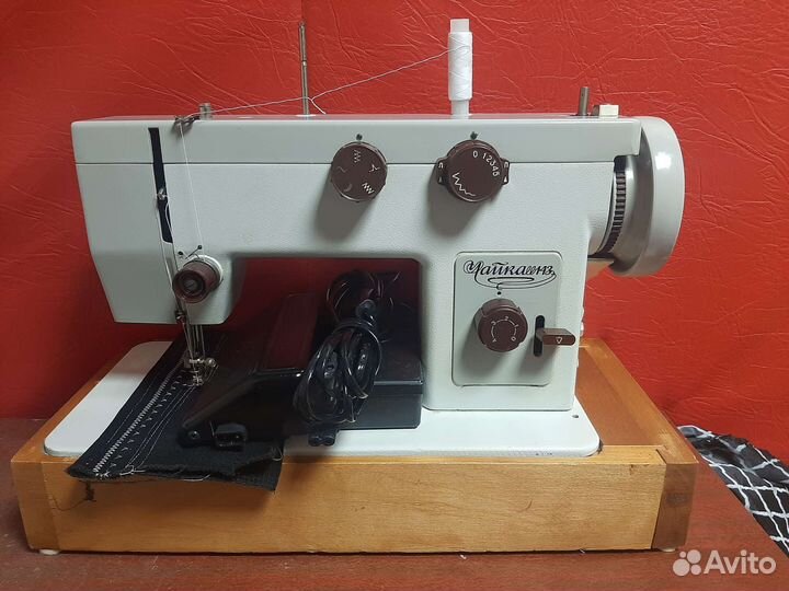 Швейная машинка чайка