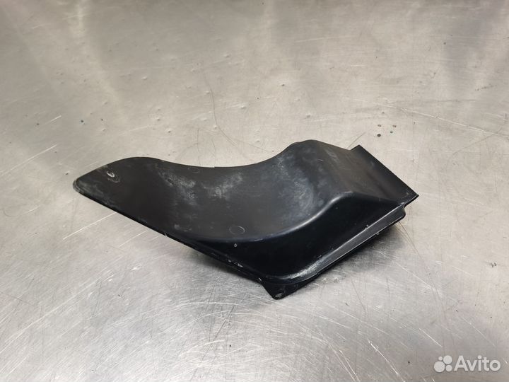 Накладка переднего бампера правая Mercedes Benz Ac