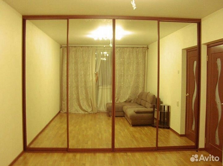 Шкаф с зеркалом индивидуальный подход