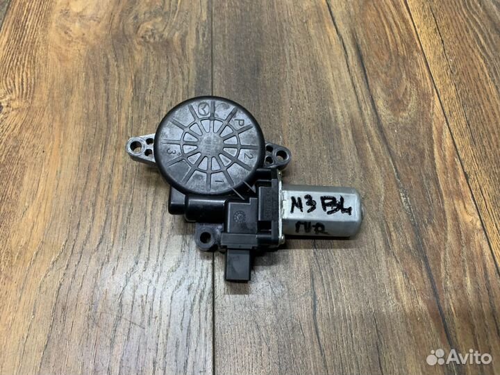 Mazda 3 BL 2009-2013 Моторчик стеклоподъемника