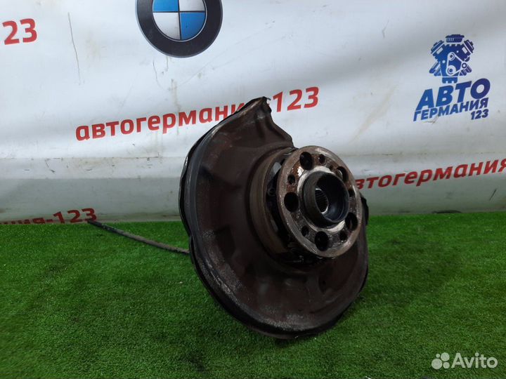 Ступица задняя левая Mercedes C200 W204 271.950