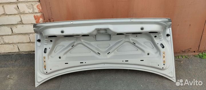 Крышка багажника Ниссан sunny