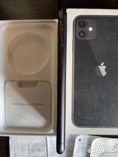 iPhone 11, 64 ГБ