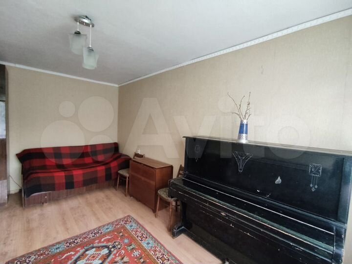 2-к. квартира, 43 м², 1/5 эт.