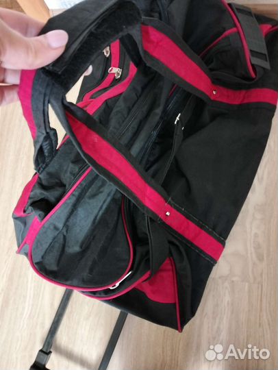 Сумка дорожная на колесах с выдвижной ручкой