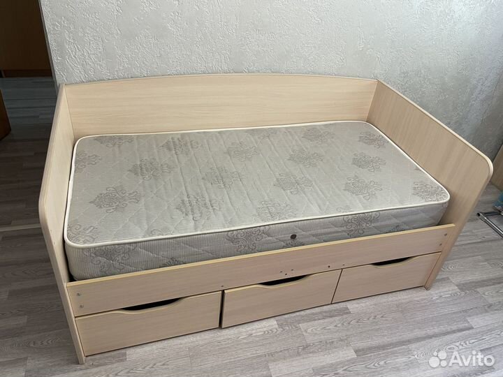 Кровать 160х80