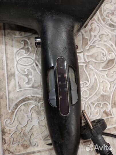 Фен для волос профессиональный