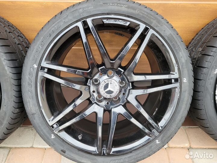 Комплект оригинальных разношироких Mercedes