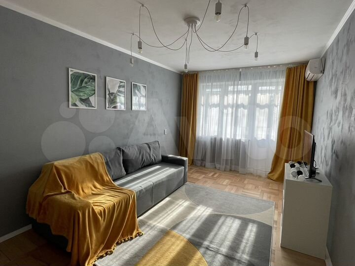 2-к. квартира, 45 м², 3/5 эт.