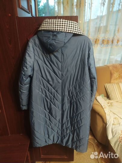 Женский плащ