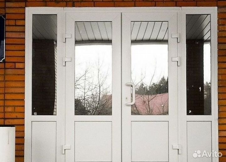 Дверь пластиковая / входная группа