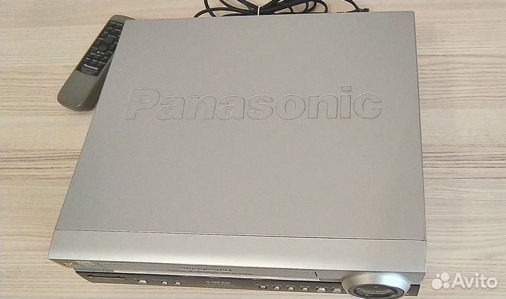 Пишущий видео плеер Panasonic NV-SJ50