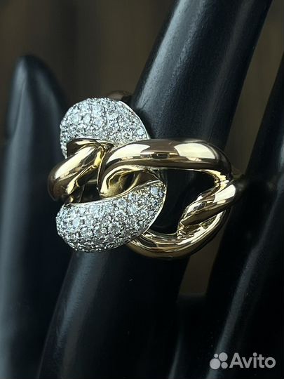 Золотое кольцо 750 пробы с бриллиантами