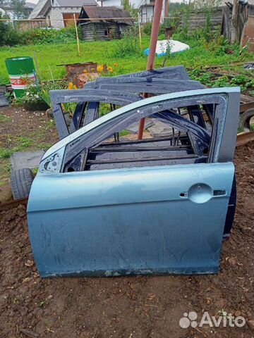 Дверь митсубиси лансер 10